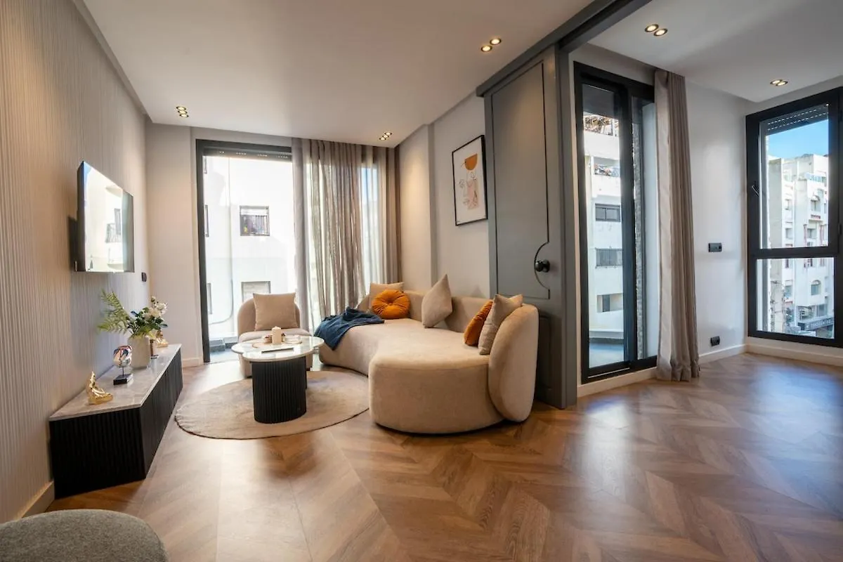Central Cozy Location With 2 Balconies Fast Wifi 2 Minutes To Kfc Mcdo Bd 2 Mars Casablanca