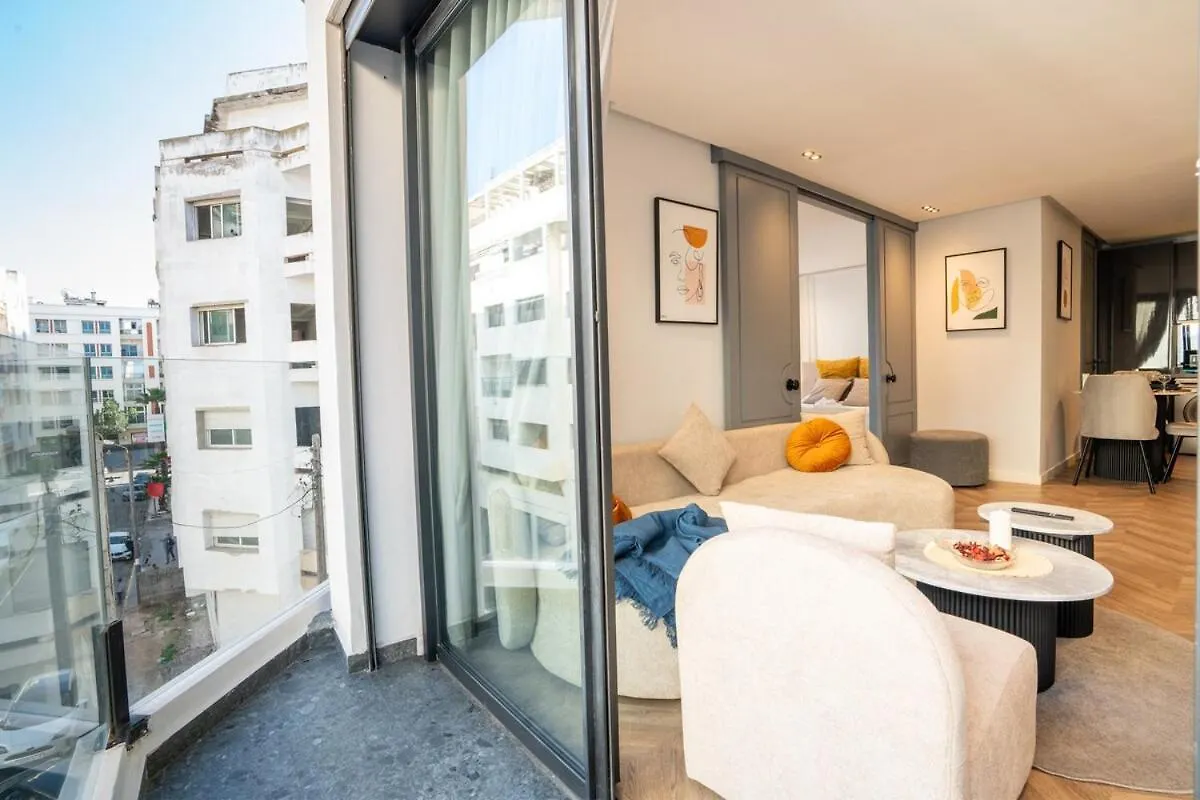 Central Cozy Location With 2 Balconies Fast Wifi 2 Minutes To Kfc Mcdo Bd 2 Mars Casablanca 0*,  Maroko